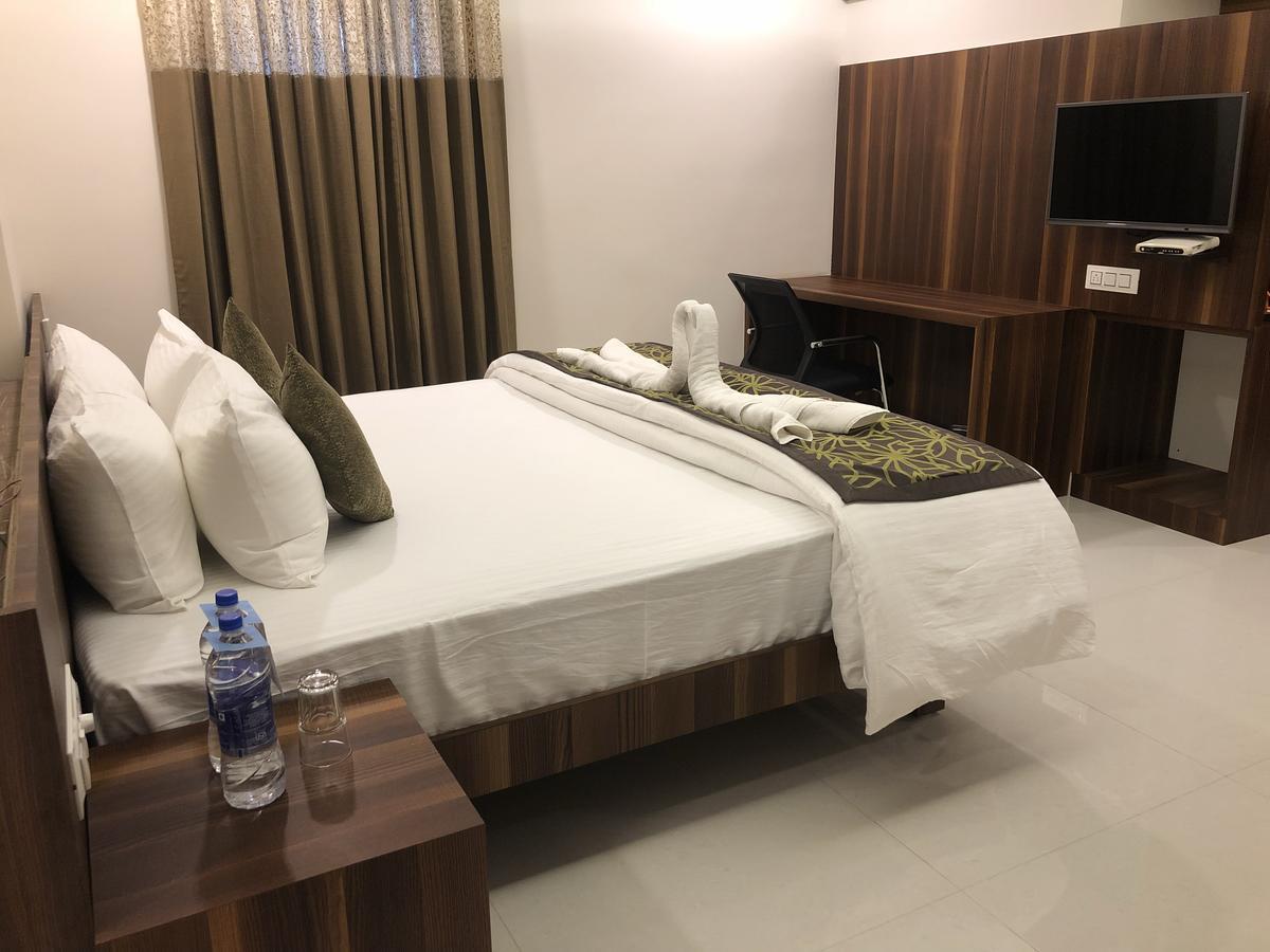 Kyriad Hotel Vijayapura By Othpl Bijāpur المظهر الخارجي الصورة