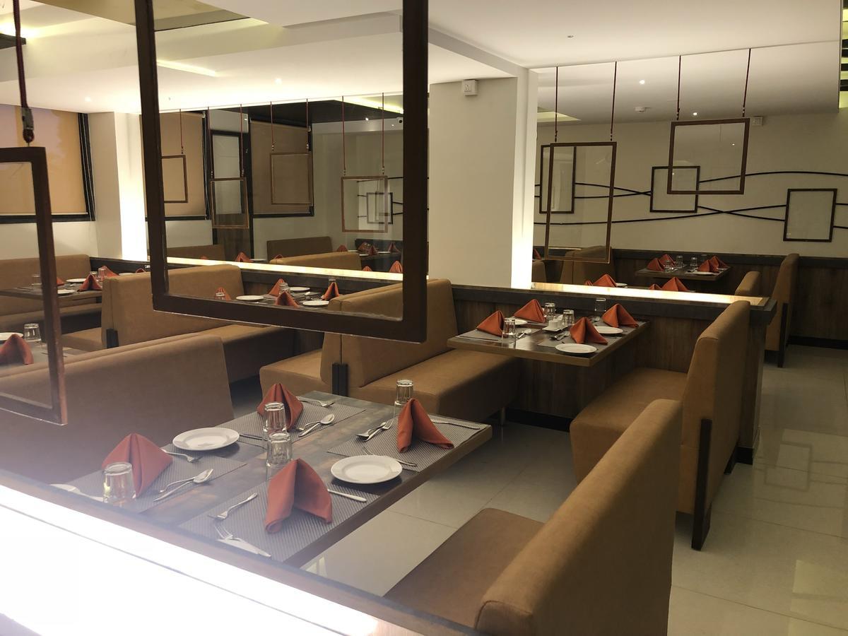 Kyriad Hotel Vijayapura By Othpl Bijāpur المظهر الخارجي الصورة