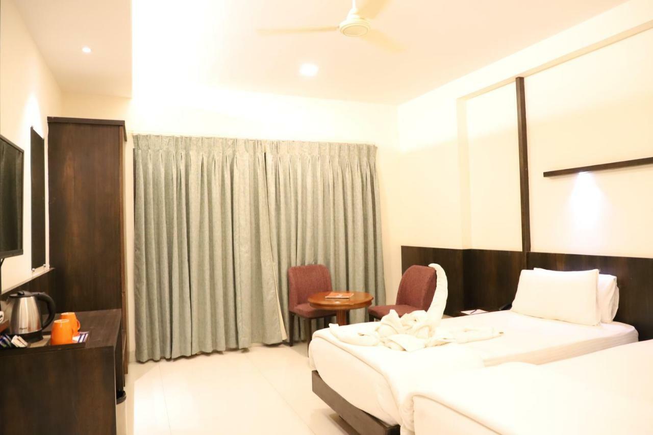 Kyriad Hotel Vijayapura By Othpl Bijāpur المظهر الخارجي الصورة
